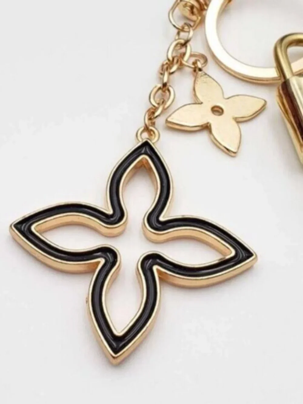 Authentic Louis Vuitton Gold Lock 🔒 Keychain Bag Unbranded Clover Charm LV